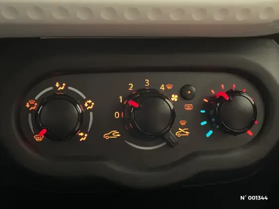 RENAULT TWINGO III - voiture d'occasion - Photo 14