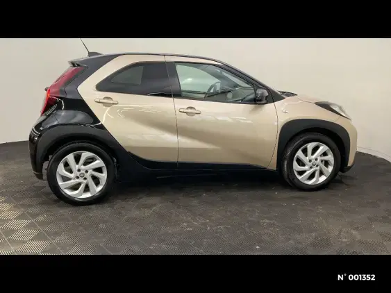 TOYOTA AYGO X - voiture d'occasion - Photo 5