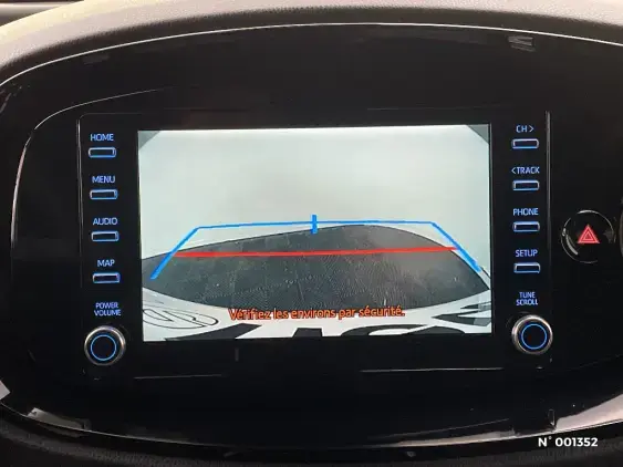 TOYOTA AYGO X - voiture d'occasion - Photo 14