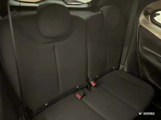 TOYOTA AYGO X - voiture d'occasion - Photo 11