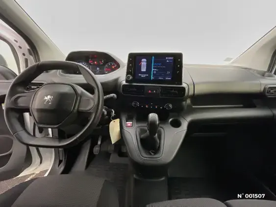 PEUGEOT PARTNER III - voiture d'occasion - Photo 9