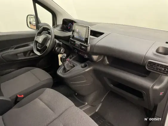 PEUGEOT PARTNER III - voiture d'occasion - Photo 10