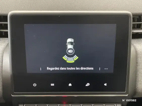 RENAULT CLIO V - voiture d'occasion - Photo 14