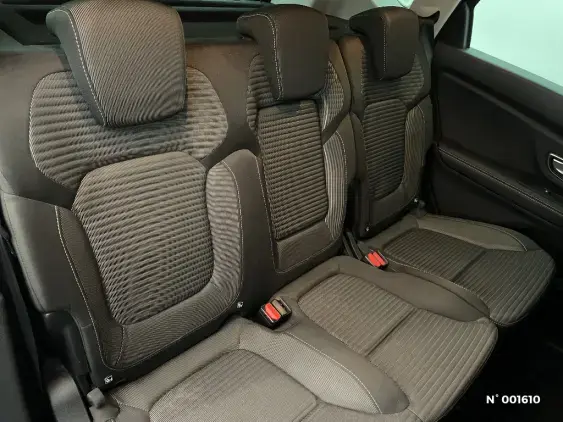 RENAULT SCENIC IV - voiture d'occasion - Photo 11