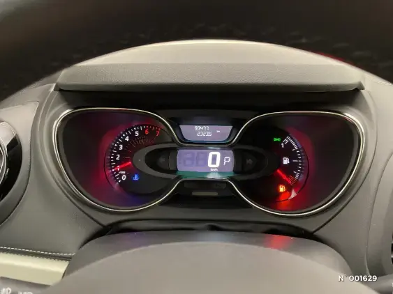 RENAULT CAPTUR - voiture d'occasion - Photo 12