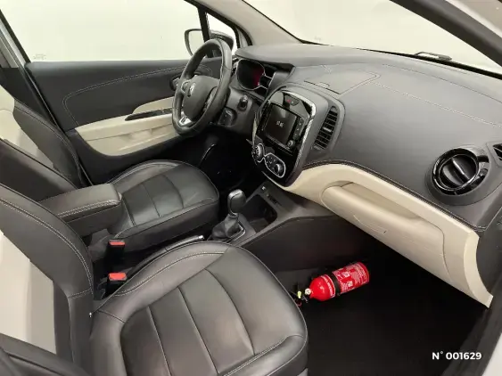 RENAULT CAPTUR - voiture d'occasion - Photo 10