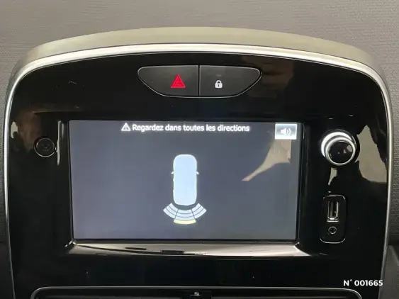 RENAULT CLIO IV - voiture d'occasion - Photo 14