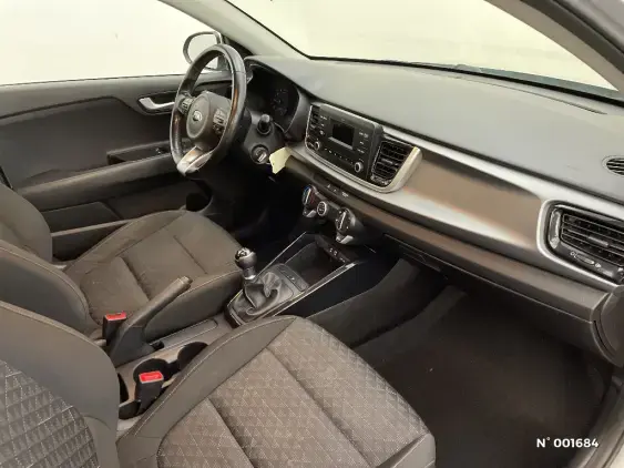 KIA RIO IV - voiture d'occasion - Photo 10