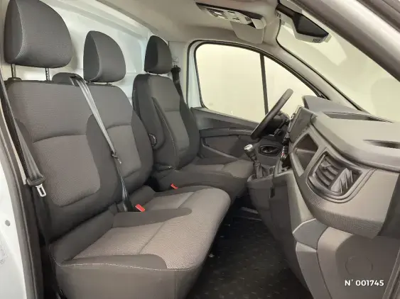 RENAULT TRAFIC FG III - voiture d'occasion - Photo 11