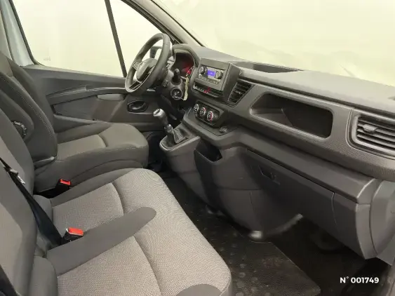 RENAULT TRAFIC FG III - voiture d'occasion - Photo 10