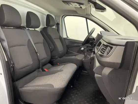 RENAULT TRAFIC FG III - voiture d'occasion - Photo 11