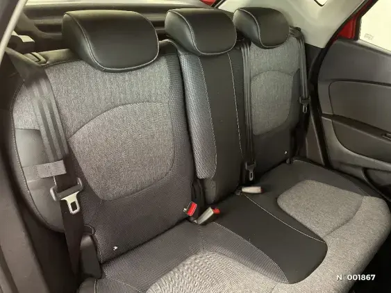 RENAULT CAPTUR - voiture d'occasion - Photo 11
