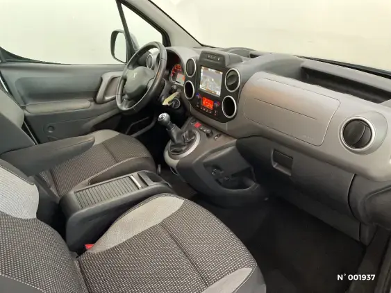 PEUGEOT PARTNER II - voiture d'occasion - Photo 10