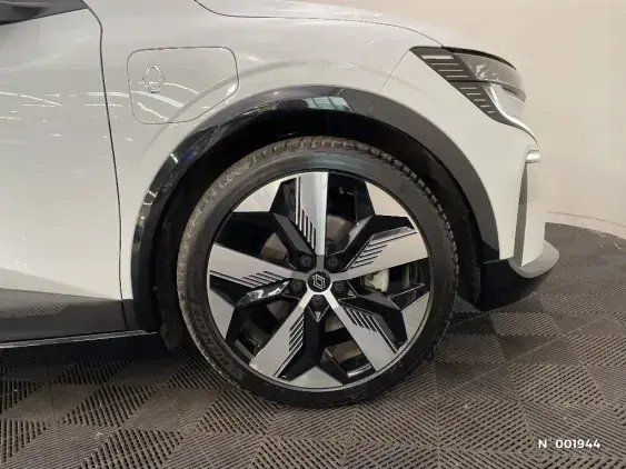 RENAULT MEGANE V - voiture d'occasion - Photo 8