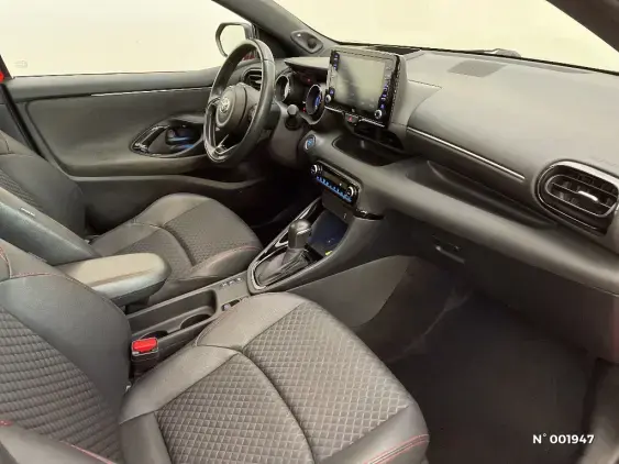 TOYOTA YARIS IV - voiture d'occasion - Photo 10