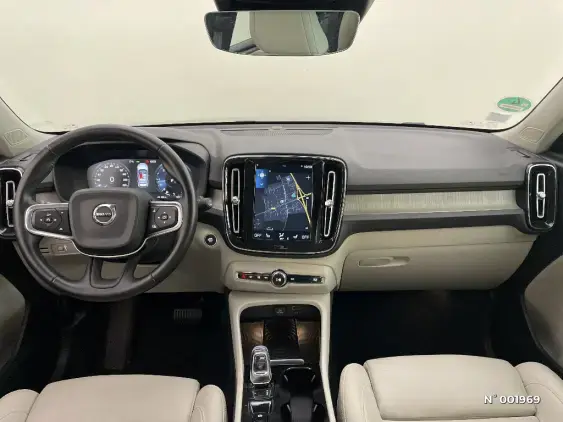 VOLVO XC40 - voiture d'occasion - Photo 9