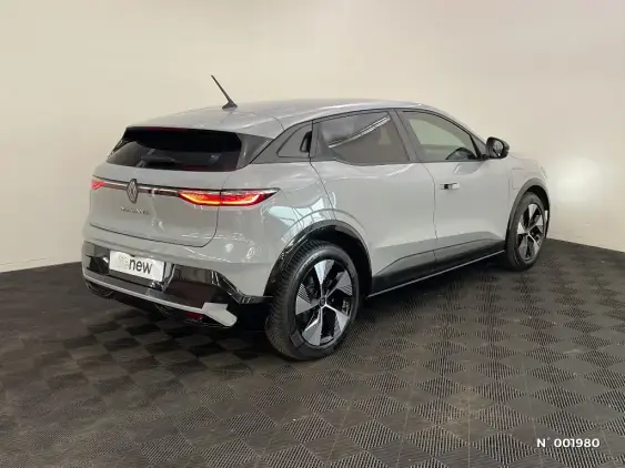 RENAULT MEGANE V - voiture d'occasion - Photo 4