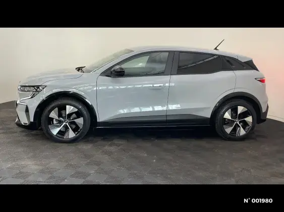 RENAULT MEGANE V - voiture d'occasion - Photo 2