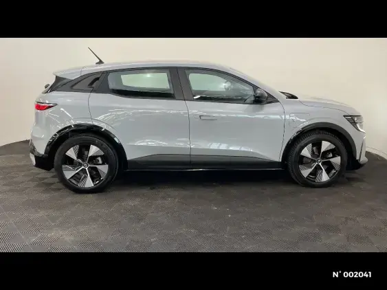 RENAULT MEGANE V - voiture d'occasion - Photo 5