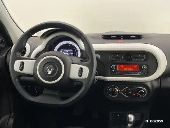 RENAULT TWINGO ELECTRIQUE III - voiture d'occasion - Photo 13
