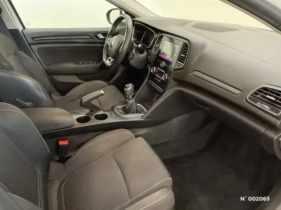 RENAULT MEGANE IV - voiture d'occasion - Photo 10
