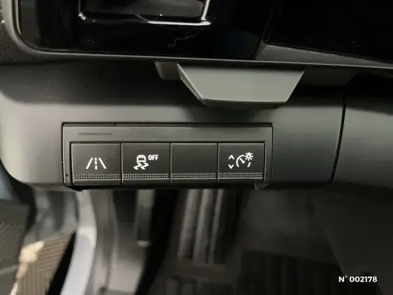 RENAULT MEGANE V - voiture d'occasion - Photo 15
