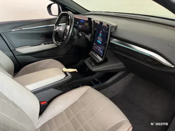 RENAULT MEGANE V - voiture d'occasion - Photo 10