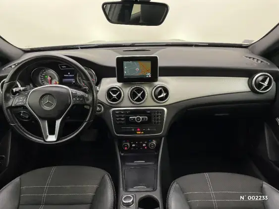 MERCEDES-BENZ CLASSE GLA - voiture d'occasion - Photo 9
