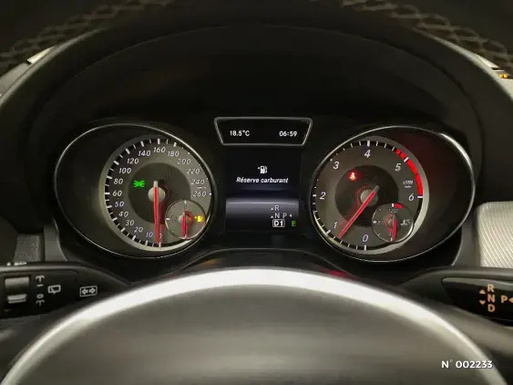 MERCEDES-BENZ CLASSE GLA - voiture d'occasion - Photo 12