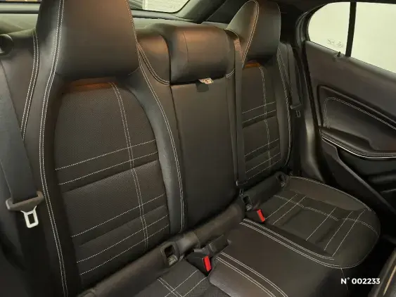 MERCEDES-BENZ CLASSE GLA - voiture d'occasion - Photo 11