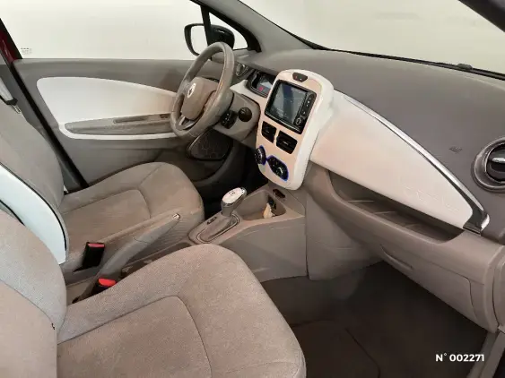 RENAULT ZOE - voiture d'occasion - Photo 10