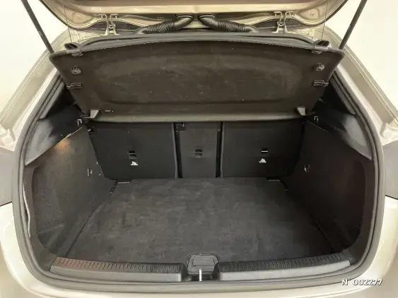 MERCEDES-BENZ CLASSE A IV - voiture d'occasion - Photo 7