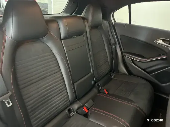 MERCEDES-BENZ CLASSE A III - voiture d'occasion - Photo 11