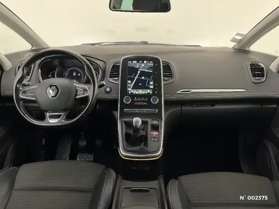 RENAULT SCENIC IV - voiture d'occasion - Photo 9