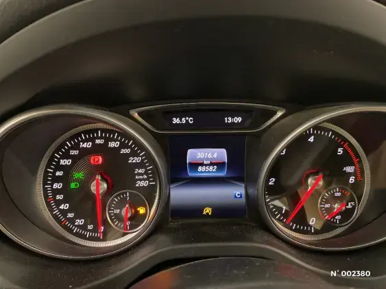 MERCEDES-BENZ CLASSE GLA - voiture d'occasion - Photo 11