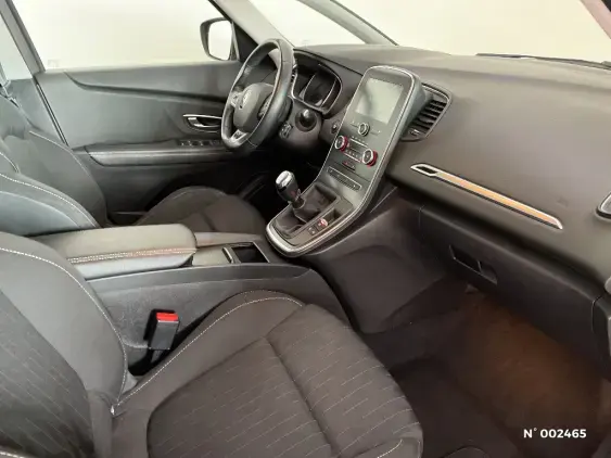 RENAULT SCENIC IV - voiture d'occasion - Photo 10