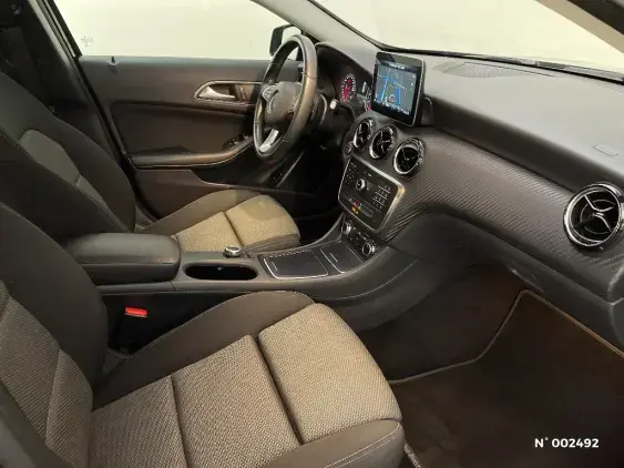 MERCEDES-BENZ CLASSE GLA - voiture d'occasion - Photo 10