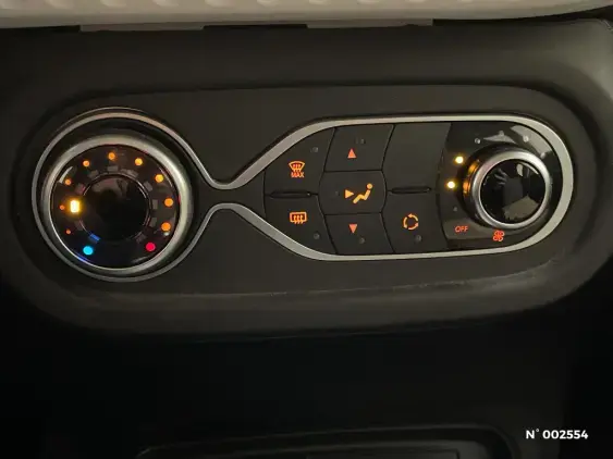 RENAULT TWINGO ELECTRIQUE III - voiture d'occasion - Photo 14