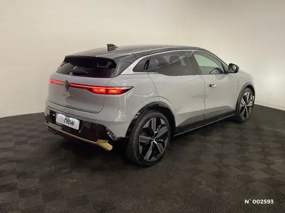 RENAULT MEGANE V - voiture d'occasion - Photo 4