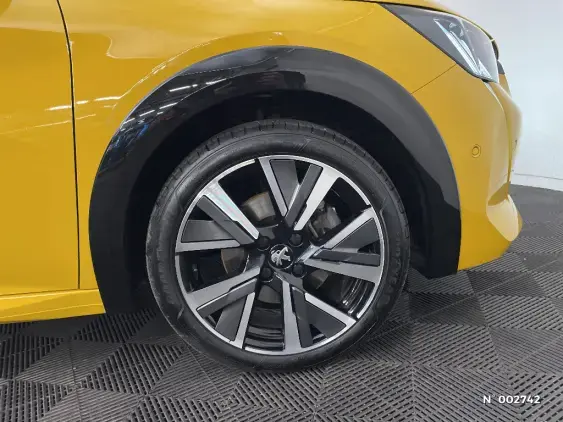 PEUGEOT 208 II - voiture d'occasion - Photo 8