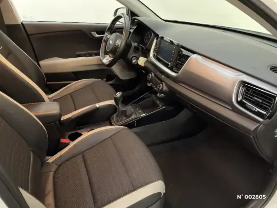 KIA STONIC - voiture d'occasion - Photo 10