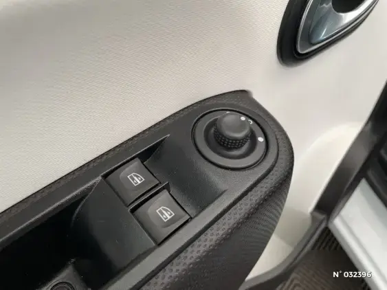 RENAULT TWINGO ELECTRIQUE III - voiture d'occasion - Photo 23