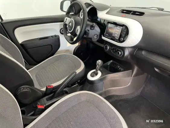 RENAULT TWINGO ELECTRIQUE III - voiture d'occasion - Photo 10