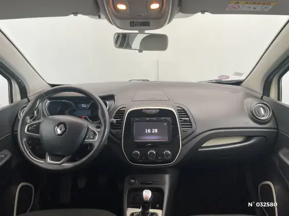 RENAULT CAPTUR - voiture d'occasion - Photo 9