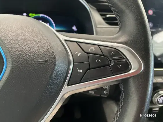 RENAULT ZOE - voiture d'occasion - Photo 24