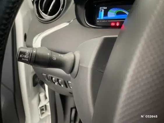 RENAULT ZOE - voiture d'occasion - Photo 26