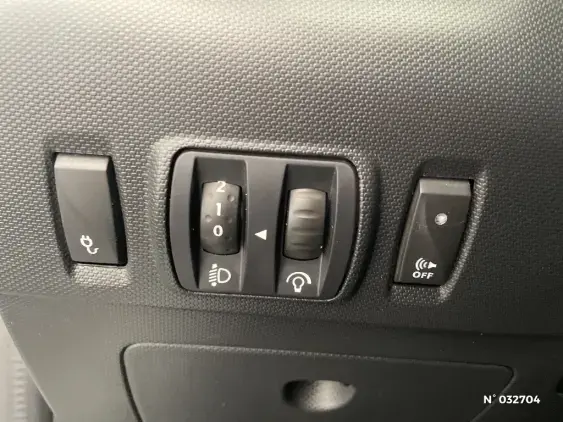 RENAULT ZOE - voiture d'occasion - Photo 15