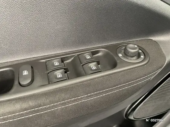 RENAULT ZOE - voiture d'occasion - Photo 28