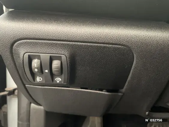 RENAULT MEGANE IV - voiture d'occasion - Photo 15