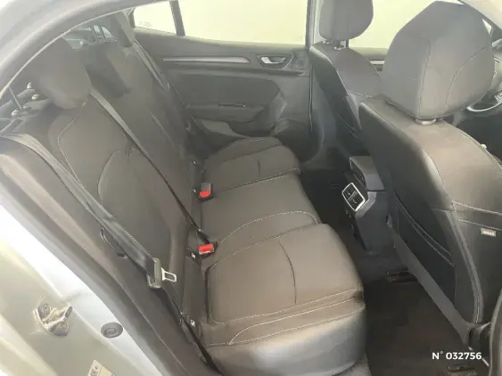 RENAULT MEGANE IV - voiture d'occasion - Photo 11